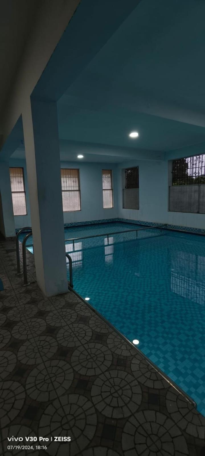 The Lake Farm House Chennai Exterior foto